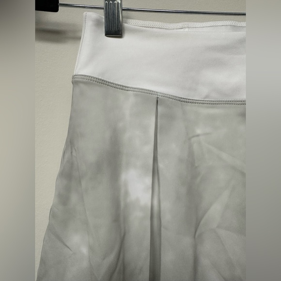 Nike Women’s Golf Skirt - Picture 6 of 10